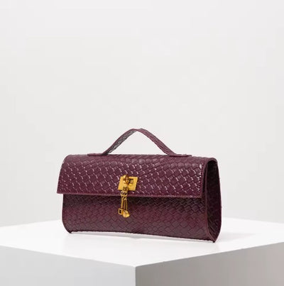 Bolso tipo clutch tricot