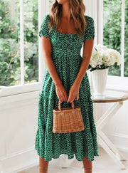 Vestido verde largo de mangas tipo tulipán